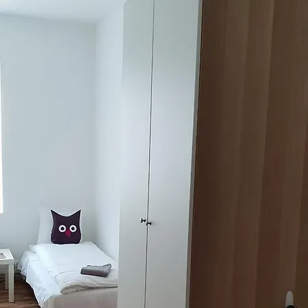 Homestay Kfip Triple 8a Katowice