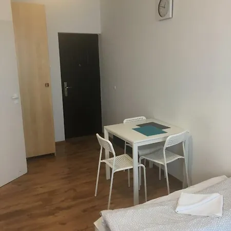 Homestay Kfip Triple 8a Katowice